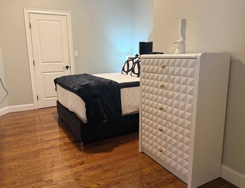 3BR Executive Suite: Extended,Relocation & Renovation Stays Pet-Friendly 4
