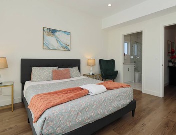 Newly Renovated 4B4B Suite in Central Los Angeles 5