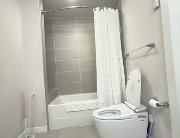 Atlanta 2BR Penthouse Dedicated Office Gym AC Quiet Luxury 5