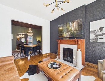 Expertly designed 5BR Art Deco duplex with garage. 4