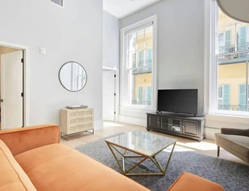 Two-Unit Canal Street Stay Near French Quarter + Bourbon St | The Harlequin 3