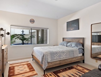 Fabulous 1-bedroom condo overlooking Gulf course with AC in sunny San Diego 2
