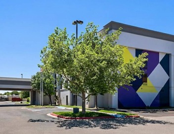 2 Stylish Rooms Designed for Relaxation Near Northwest TX Hospitals + Attraction 3