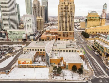 Luxurious 2BR/2BATH Condo- Steps from Square One 5