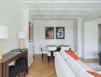 Luxury Designer Apartment 1202|Gold Coast/Old Town 5