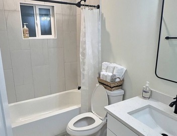 Charming 3-bedroom house in Olde Burien 5