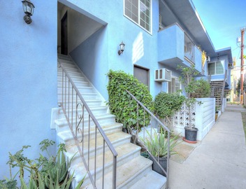 V6- Lovely 1-bedroom apartment with AC in vibrant Los Angeles 4