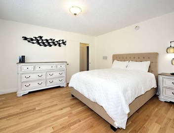 V6- Lovely 1-bedroom apartment with AC in vibrant Los Angeles 3