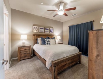 2nd Floor Apt + Amenities - South Springfield 5