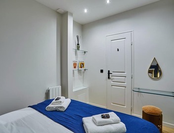 Apartment in the Center of Paris by studioprestige 2