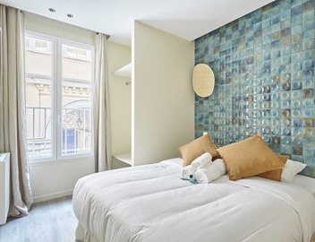 Modern 2 bedrooms apartment Le Marais/Beaubourg 3