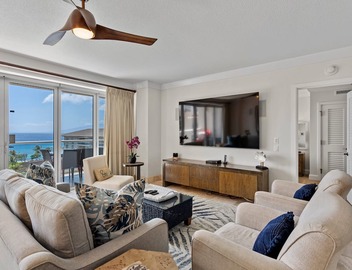 3BD Oceanfront Retreat w/Lanai, Floor-to-Ceiling Views & Modern Kitchen - Honua Kai 825 5