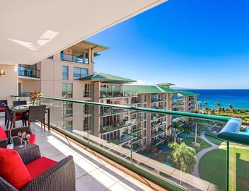 3BD Oceanfront Retreat w/Lanai, Floor-to-Ceiling Views & Modern Kitchen - Honua Kai 825 3