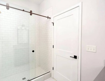 Walk to Bourbon St & French Quarter | 3BDR Suite 3