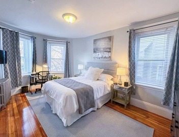 Spacious 3Bed, 2Bath, Near Hospitals & Transports 4
