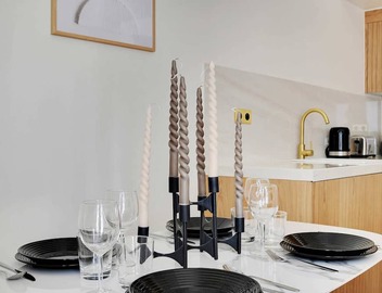 Modern Apartement Center of Paris Montmartre 5