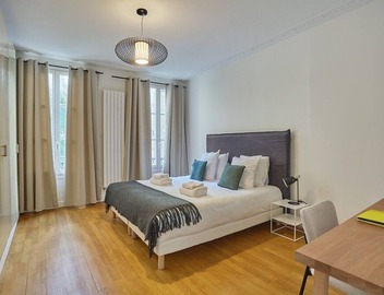 Superb apartment Center of Paris-Montmartre 2