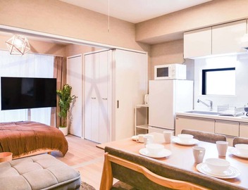 Triphome Asakusa Alpha 2 Bedrooms 4