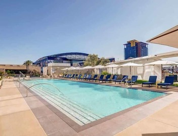 TWO CozySuites Adeline - 4BR 5