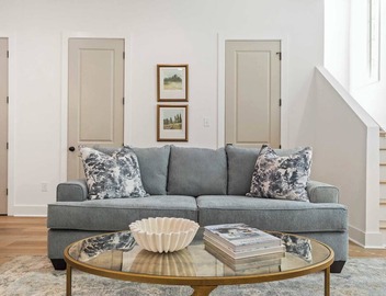 New Modern Home- River Ranch - King Bed 4