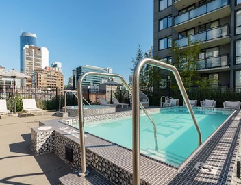 Modern Studio Suite in Yaletown w/Access to Pool 5