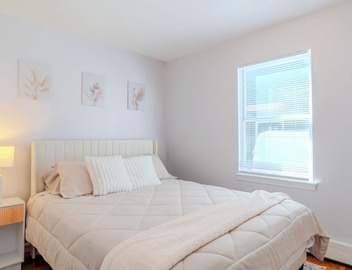 Prime 2BR Near Tufts & Downtown Boston 3