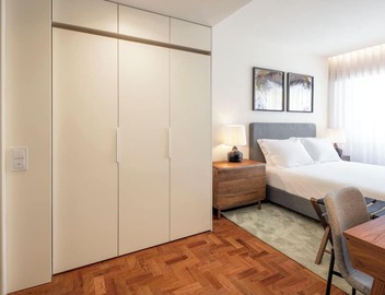 Premium 2BR Apartment in Avenidas Novas, Lisbon | Balcony & Included Services 3