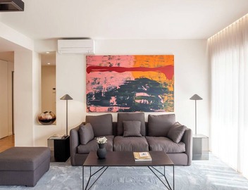 Premium 2BR Apartment in Avenidas Novas, Lisbon | Balcony & Included Services 4