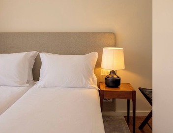 Premium 2BR Apartment in Avenidas Novas, Lisbon | Balcony & Included Services 2