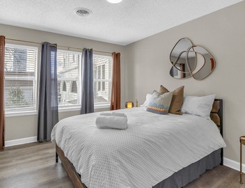 The Orange Luxe Modern 2bdrm Retreat in Uptown Charlotte ( 4