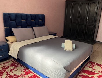 Coastal Ground-Floor Retreat 3-Min Walk to Beach & Free Secure Parking 3