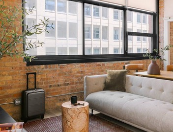 LIVN West Loop Chicago 2 BR City View 5