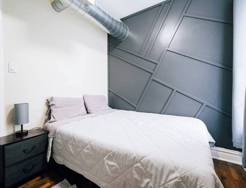 Spacious 3-bedroom retreat in West Logan with modern amenities, perfect for families looking to relax and explore vibrant Logan Square. 5