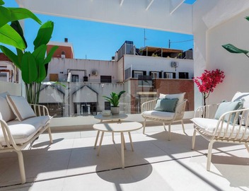 Bright 2BD penthouse with private terrace in Madrid. Zabaleta VI 2