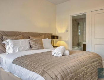 Harrods View 2BR Luxury Apartment | London Stay 3