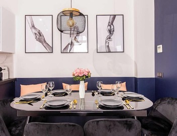 Enchanting 2-bedroom apartment with AC in Paris 5