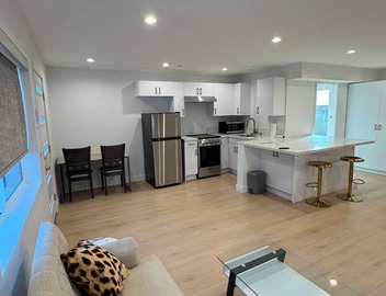 Cozy and Private Studio with Laundry and AC 5
