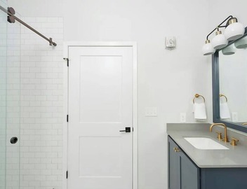 Walk to Bourbon St, Riverfront Park, French Qtr | Canal St Stay | The Harlequin 4