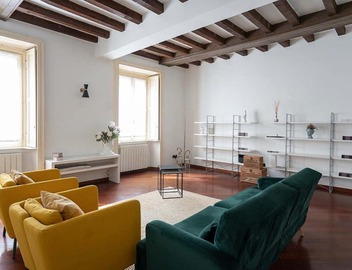 Spacious flat w/wooden beams - Porta Venezia 2