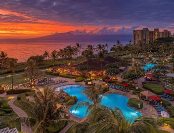 Maui Resort Rentals: Hokulani 605 – Premier 6th-Floor Oceanview Penthouse | Closest 2BR Column to the Ocean! 5