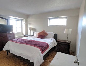 Comfy 2 Bed Apt 6 Min Walk To Boston Children's Hospital, Brigham, Dana Farber. 3
