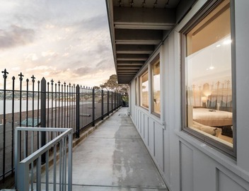New - Modern Studio - Stunning Ocean View 2