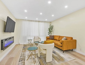 Spacious Culver City Condo | Pool | Free Parking 5