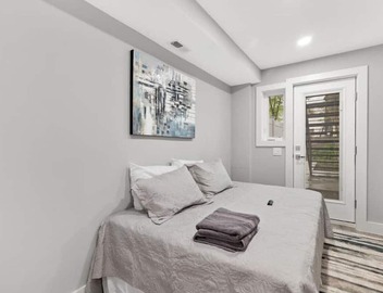 Quaint City flat+Urban Oasis+NearCapitol Hill+PRKG 3