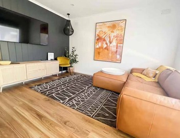 Ocean Gioia. Stroll to shops & beach Pet Friendly 5