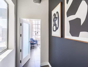 DTLA 2BR | Rooftop Jacuzzi & Sunset Views! 4
