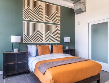 DTLA 2BR | Rooftop Jacuzzi & Sunset Views! 3