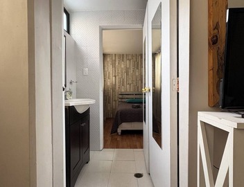 5 minutes walking distance from Angel Reforma 2