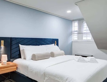 Center City Gem - 4BR Near Rittenhouse & Old City 4