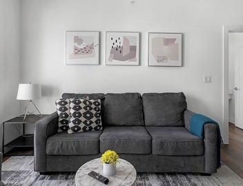 Landing | Chic 2BD, Clubhouse, Pool 5